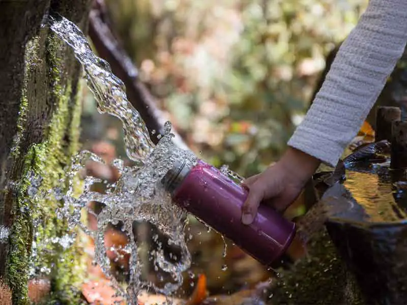 How to get spring water without plastic