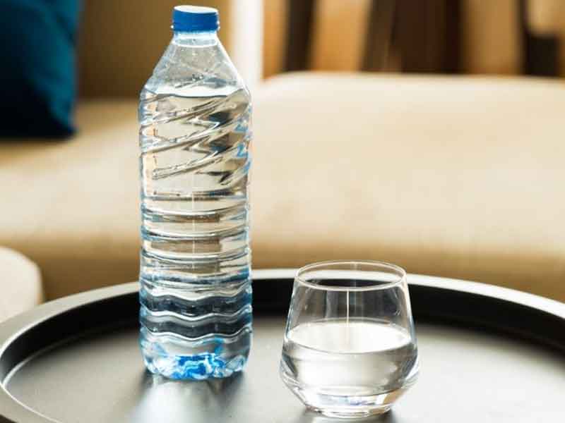 How Many Cups Are In A Water Bottle (List Include)